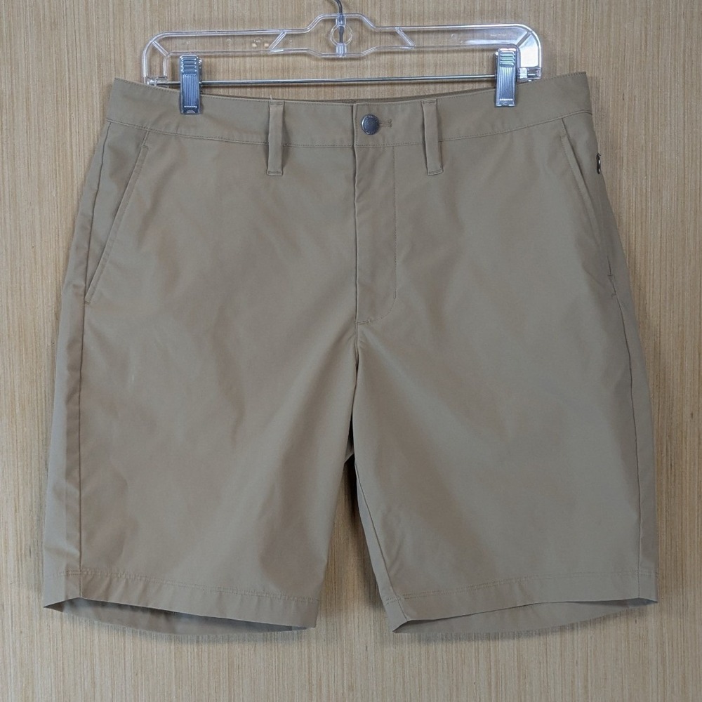UNTUCKit Traveler Short Men 32 Tan Regular Fit Casual Chino Golf Activewear